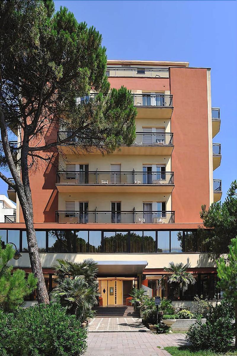 Hotel Ausonia Морской Милан Экстерьер фото