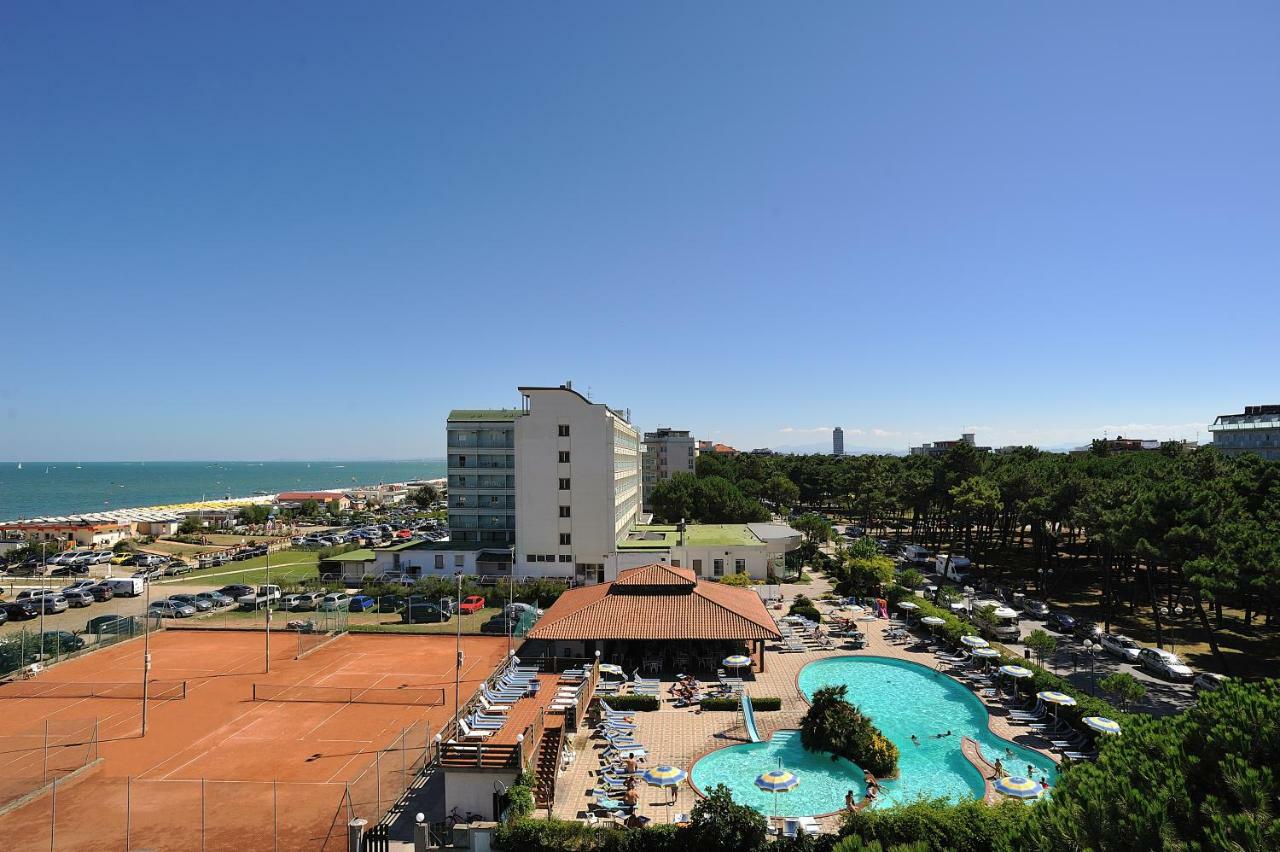 Hotel Ausonia Морской Милан Экстерьер фото